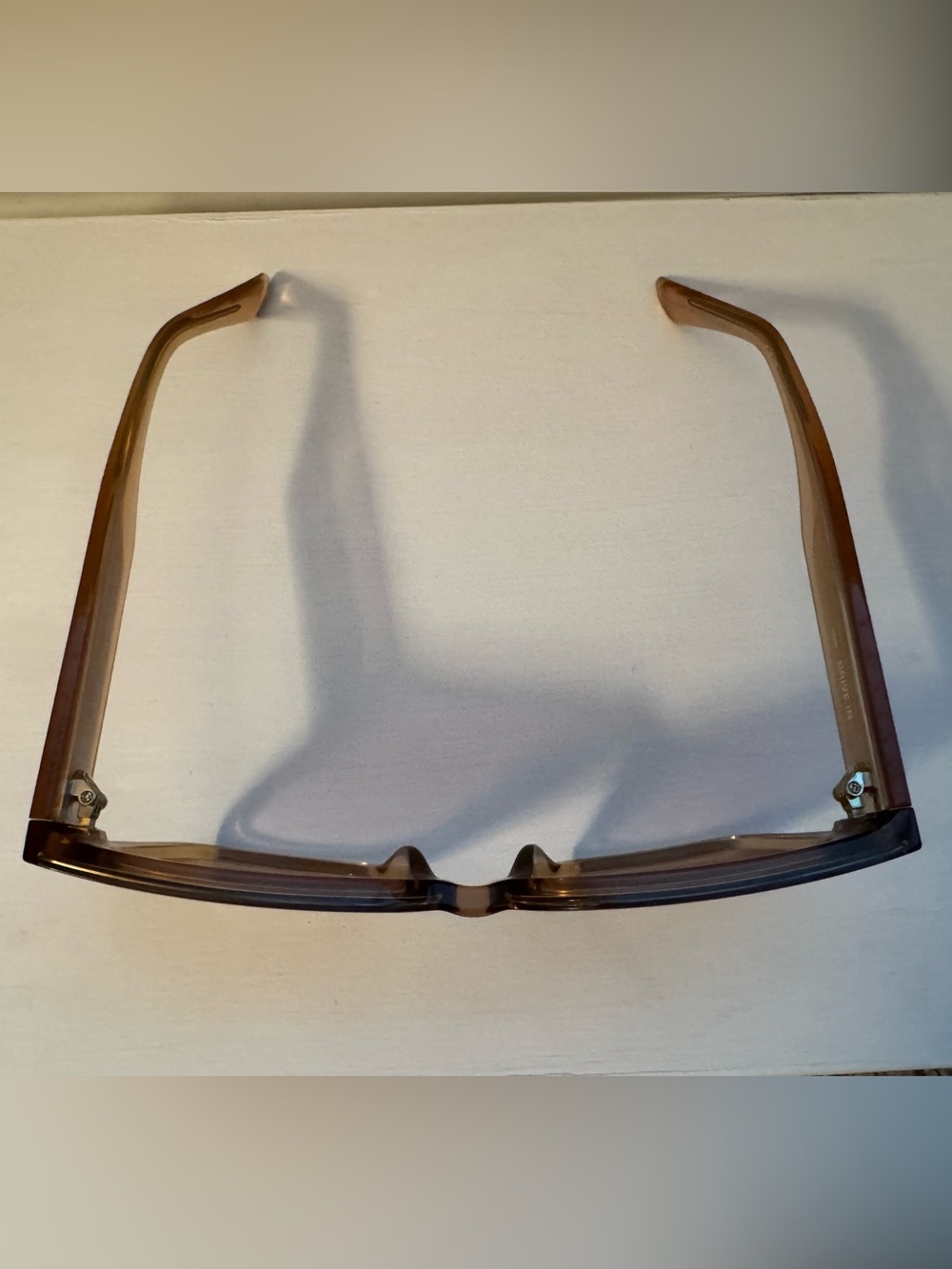 QUAY Drive In Square Sunglasses – Case Included - Picture 15 of 16